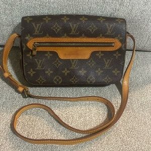 Louis Vuitton crossbody
